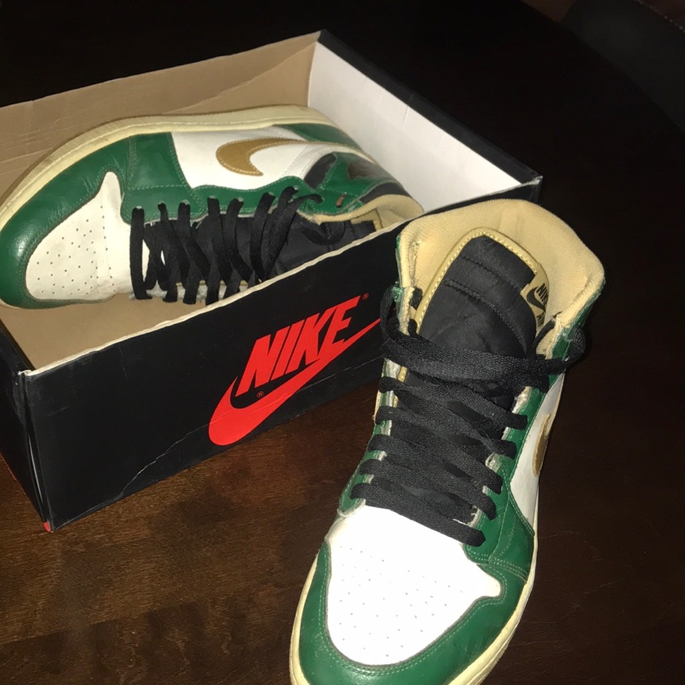 Nike air jordans